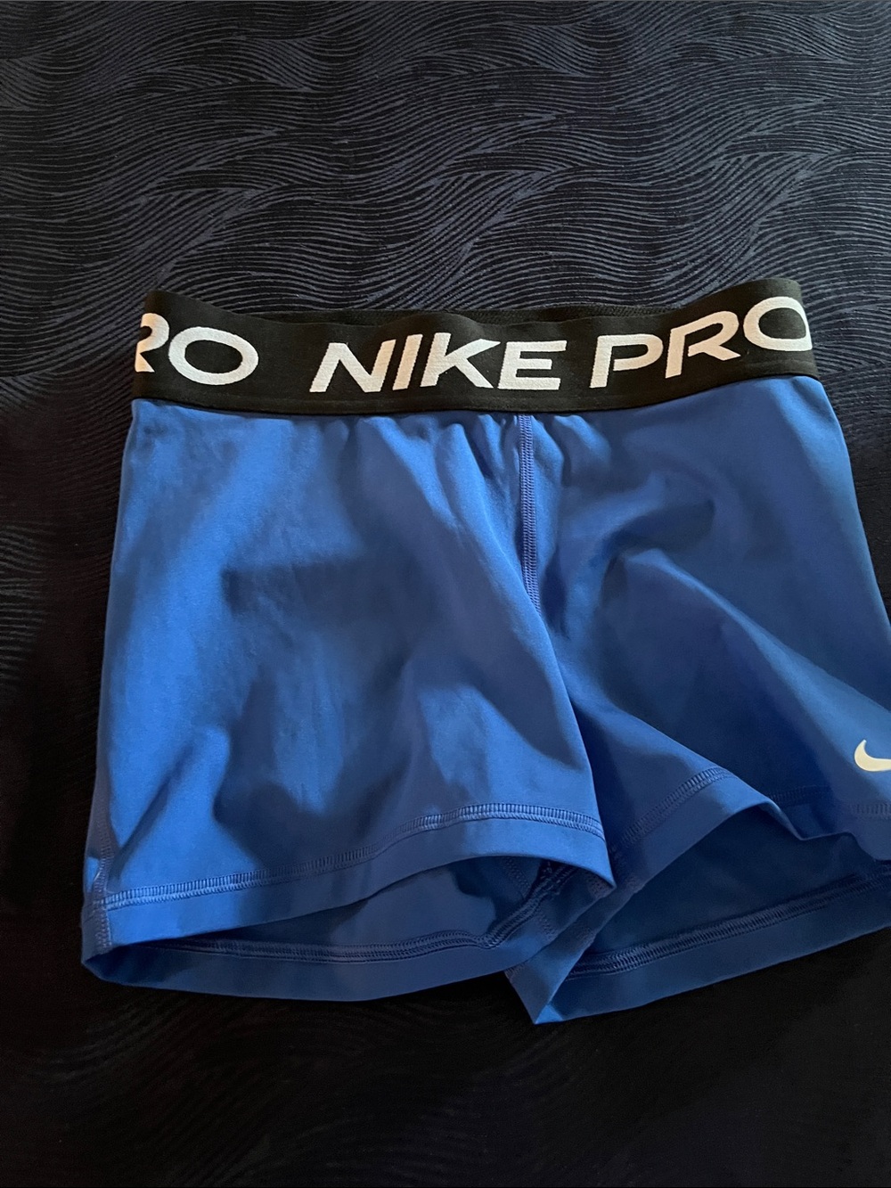 2 pair Nike pro shorts - Picture 7 of 10
